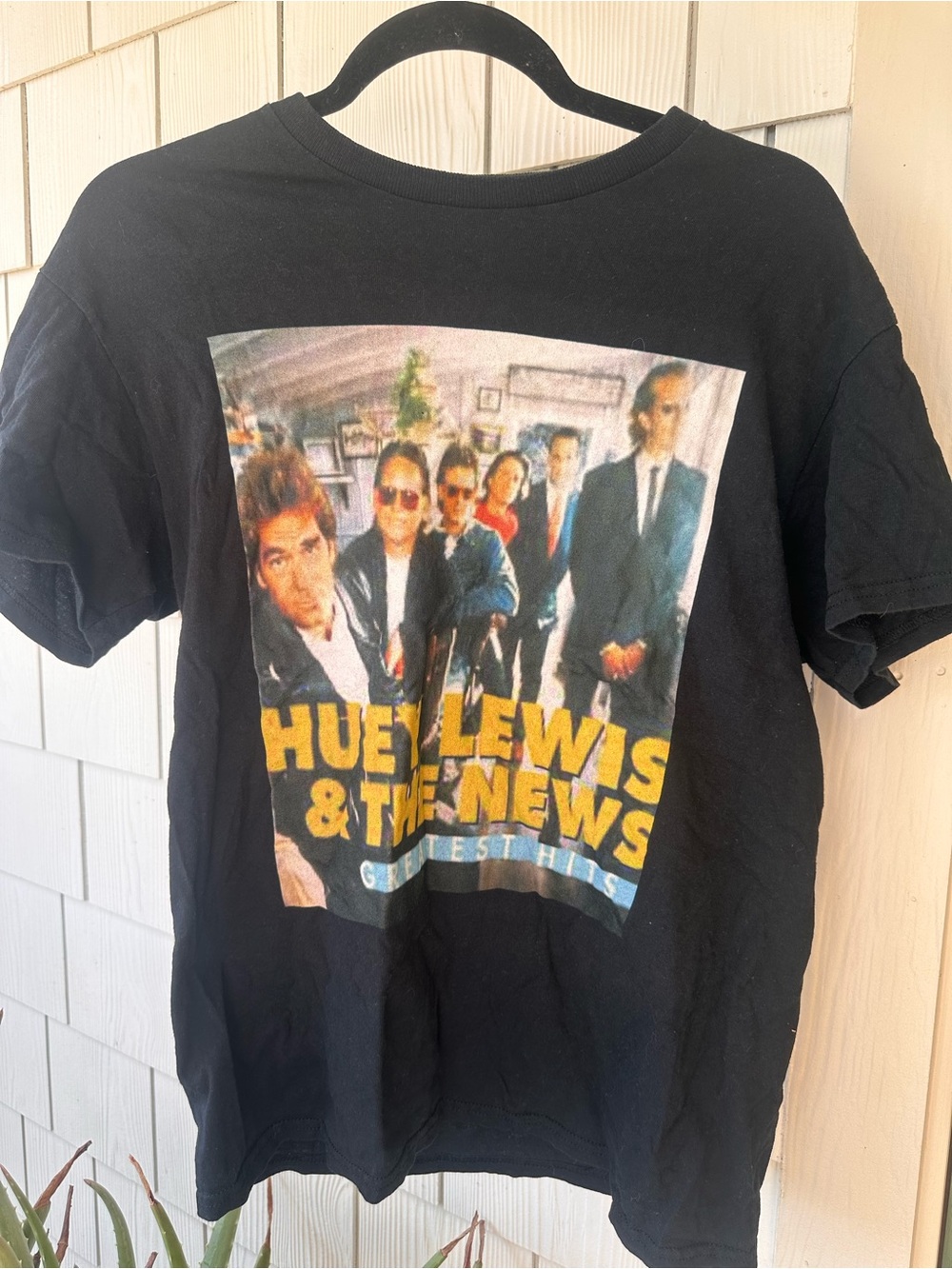 Gildan Black Huey Lewis & The News Graphic Tee with Yellow Print